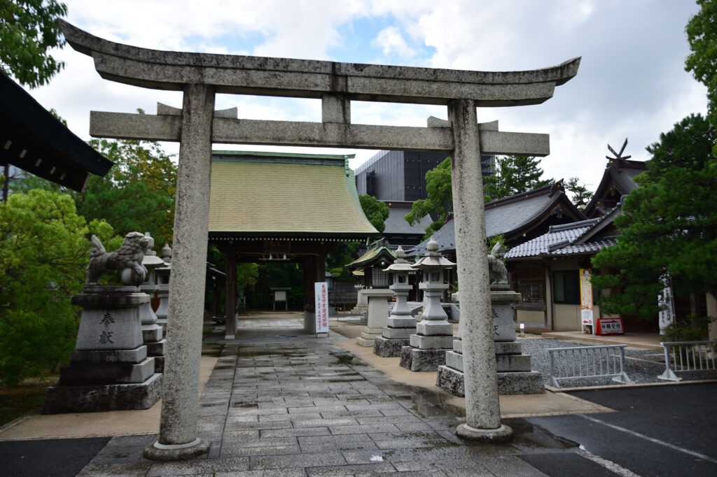 午前: 賀茂神社天満宮での参拝