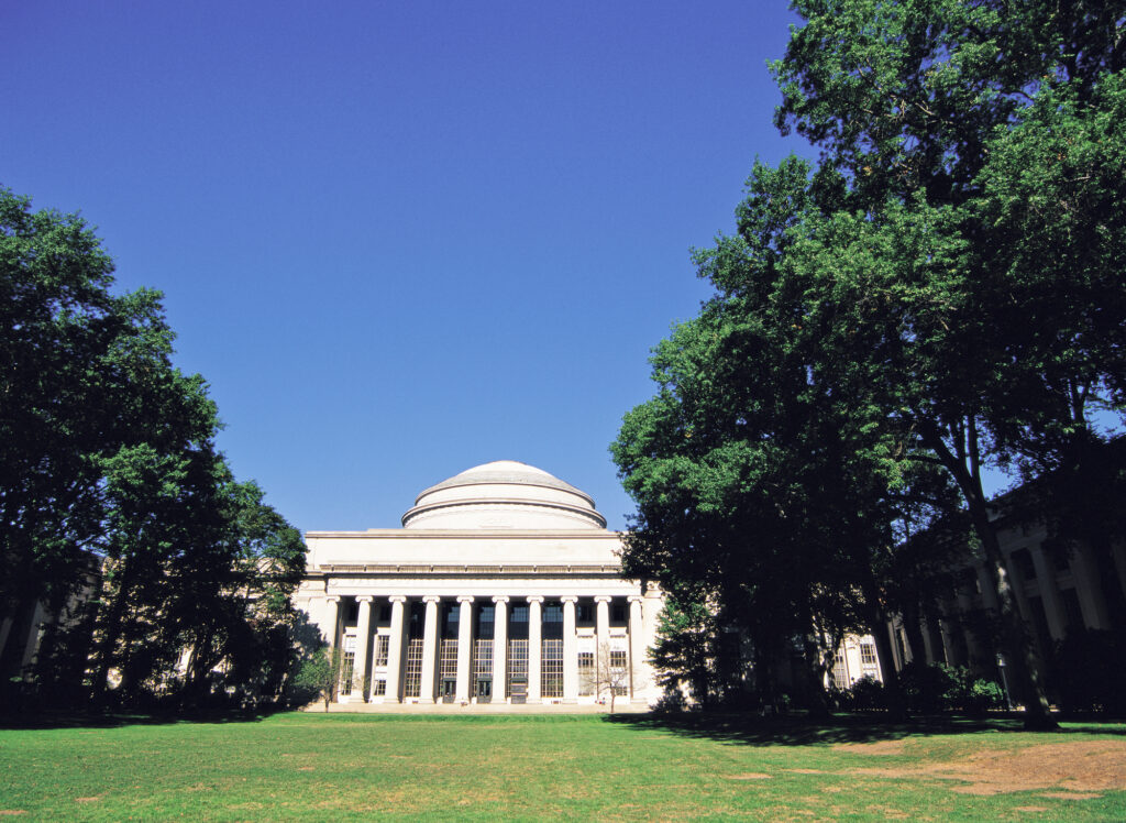 マサチューセッツ工科大学(MIT)