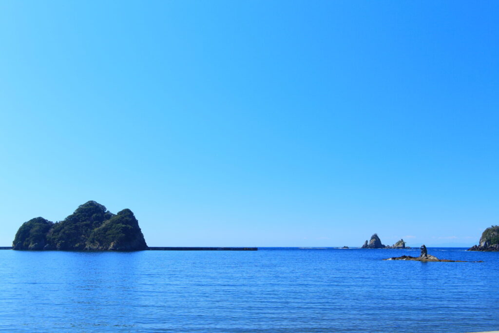 午前: 大田子海岸で海と空の絶景を堪能