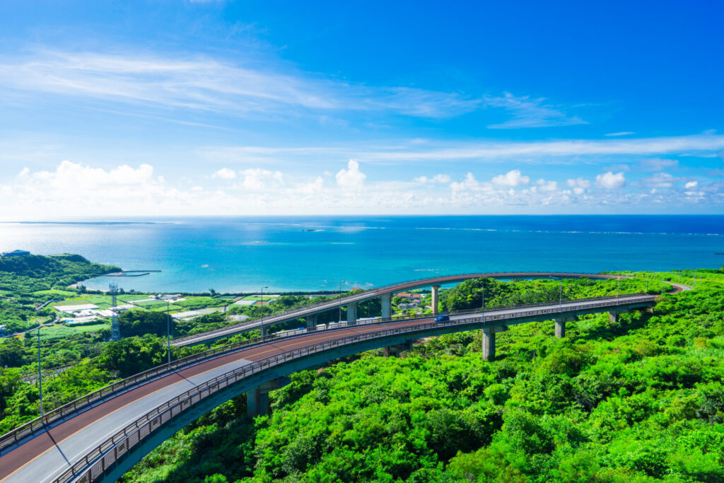 沖縄のドライブおすすめスポットニライカナイ橋