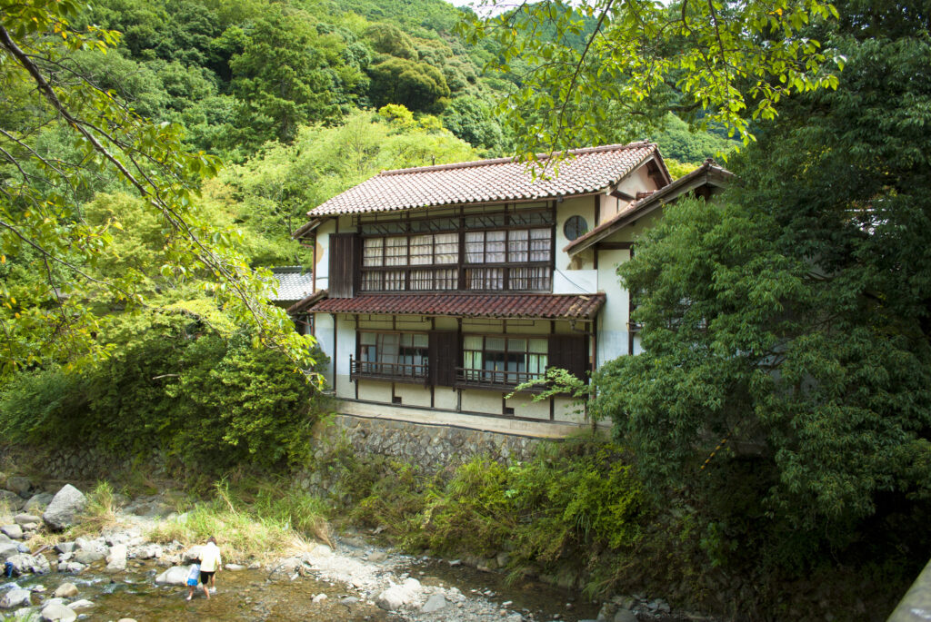 犬鳴山温泉