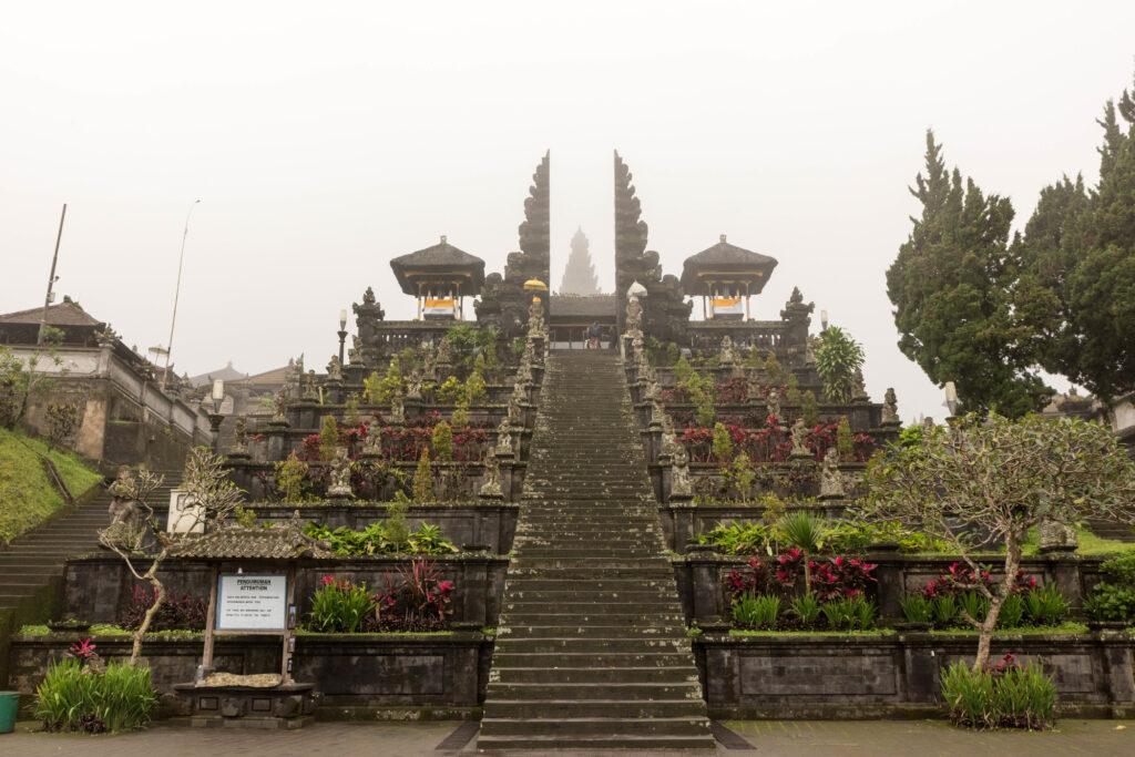 ブサキ寺院