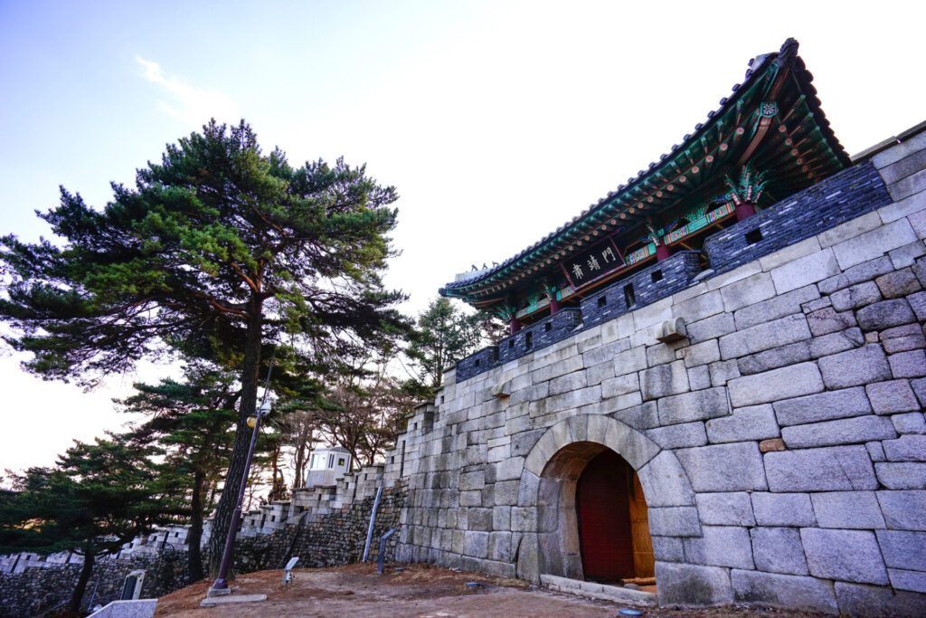 北岳山ソウル城郭:韓国の城郭の魅力