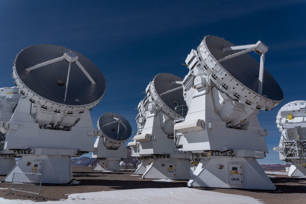 国立天文台 アルマ望遠鏡