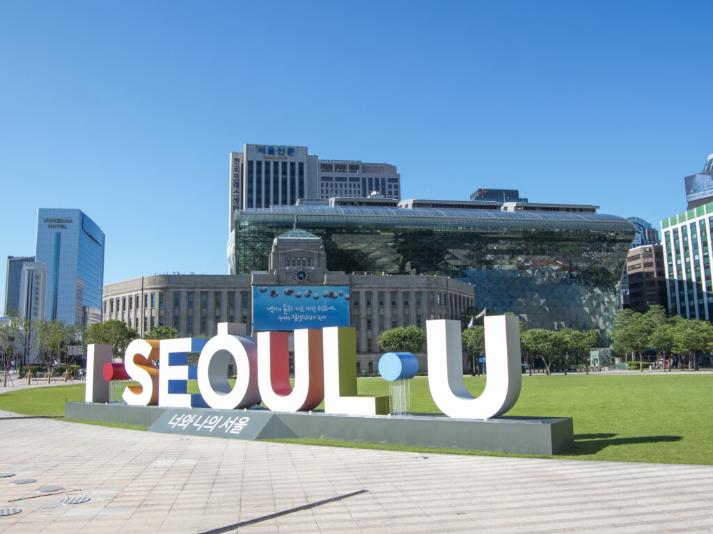 韓国ソウル市庁前