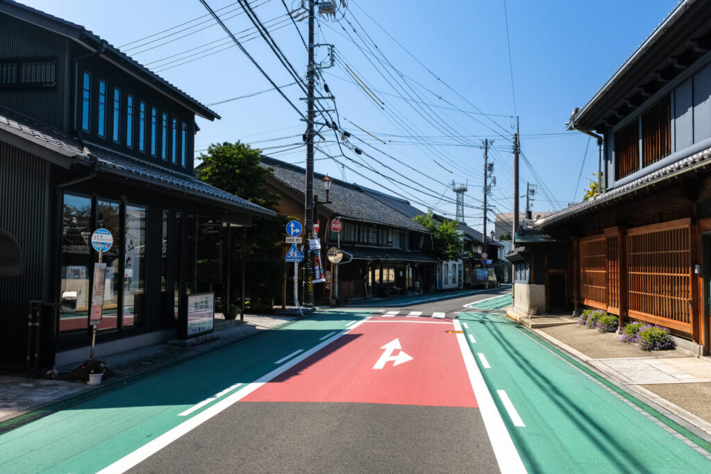 午前: 本町オリベストリートで素敵な器を探そう