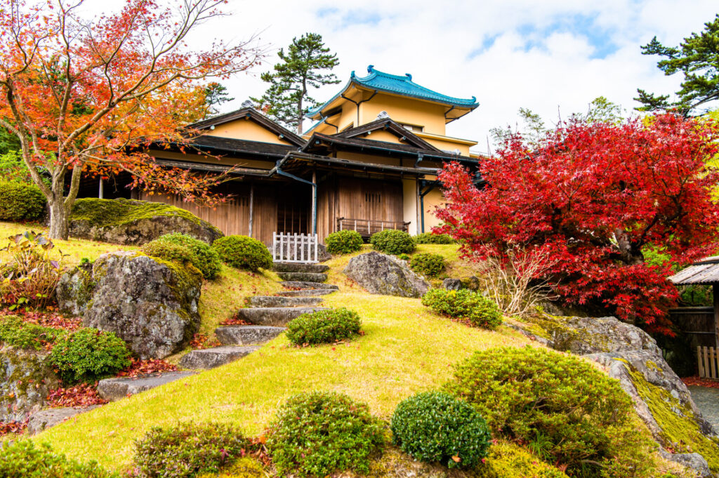 箱根の紅葉名所とその魅力