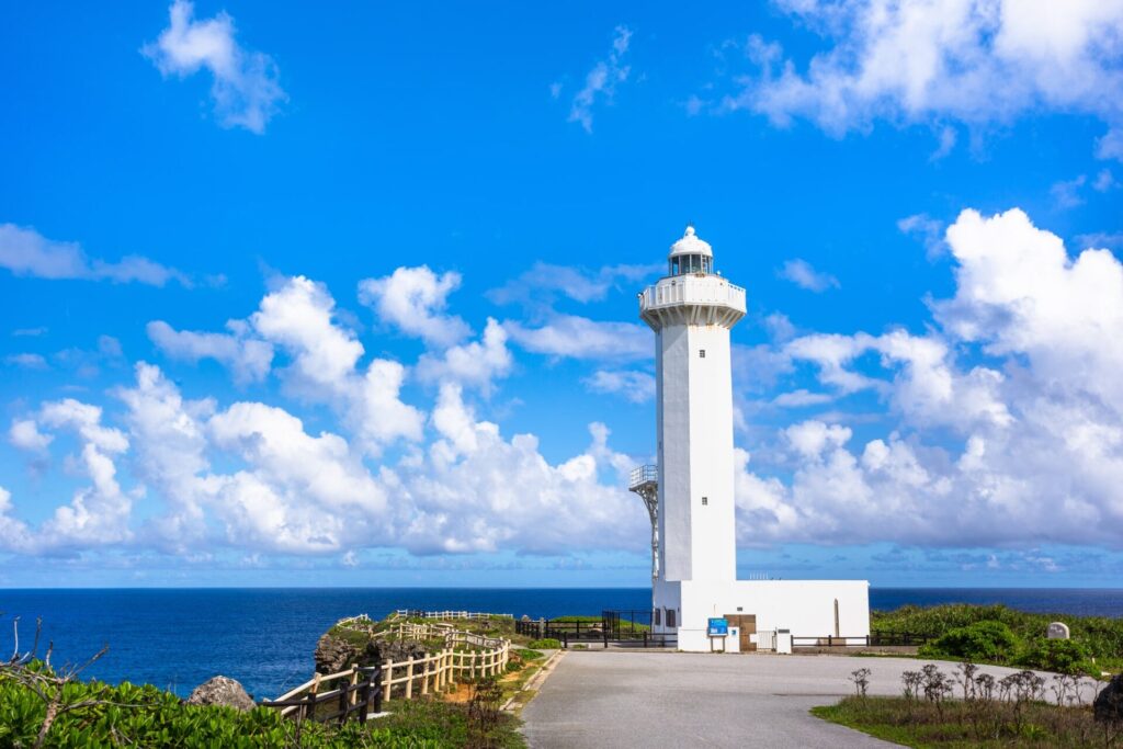 沖縄県宮古島の平安名崎灯台