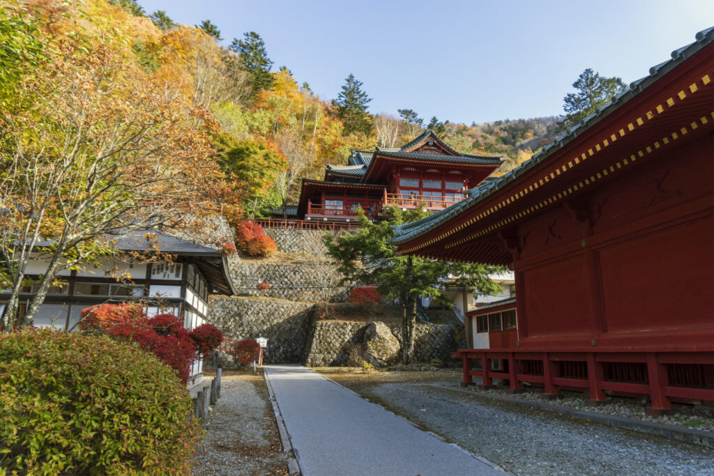 日光山輪王寺の別院「日光山中禅寺立木観音」