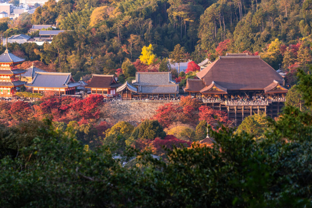 夕暮れの清水寺