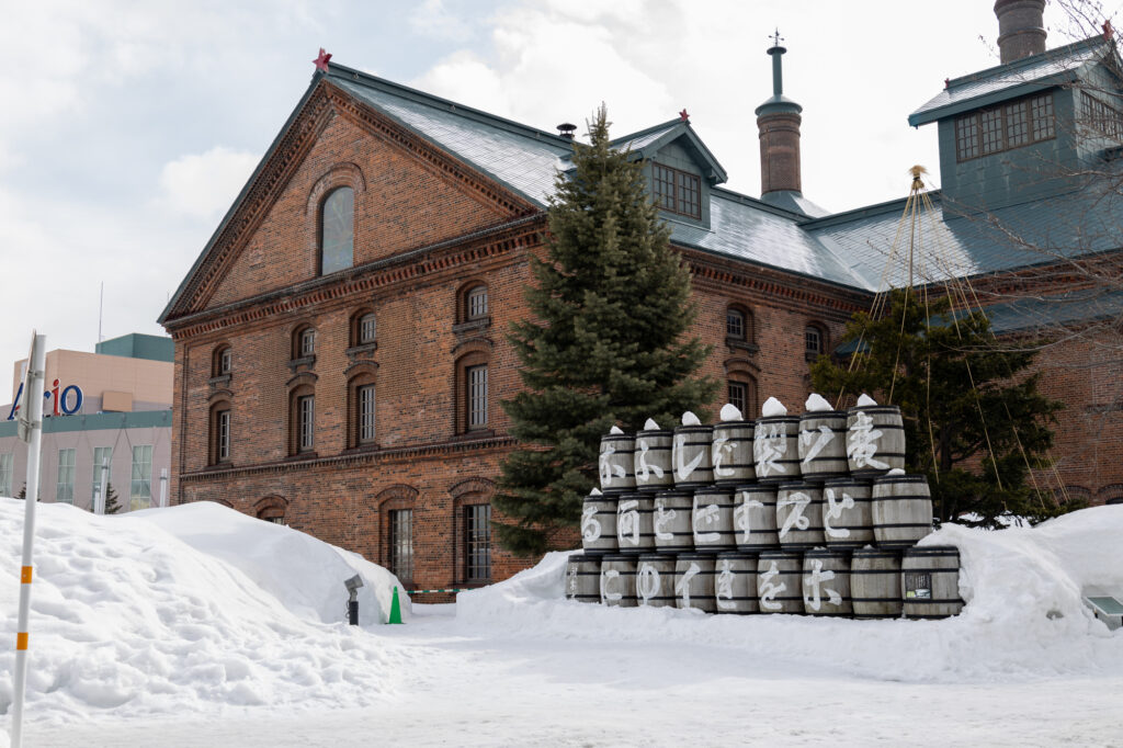 サッポロビール博物館：見学後はビールを飲み比べ