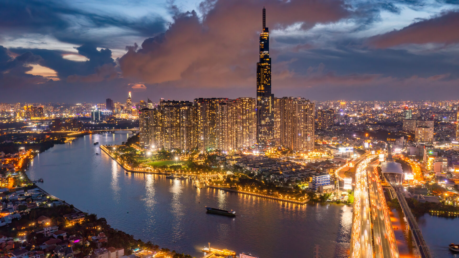 ホーチミンの美しい夜景とライトアップ