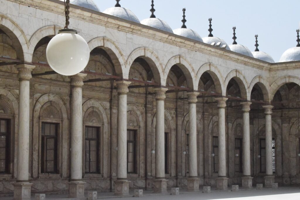 エジプト観光でモハメド・アリ・モスクを訪れるモデルコース
