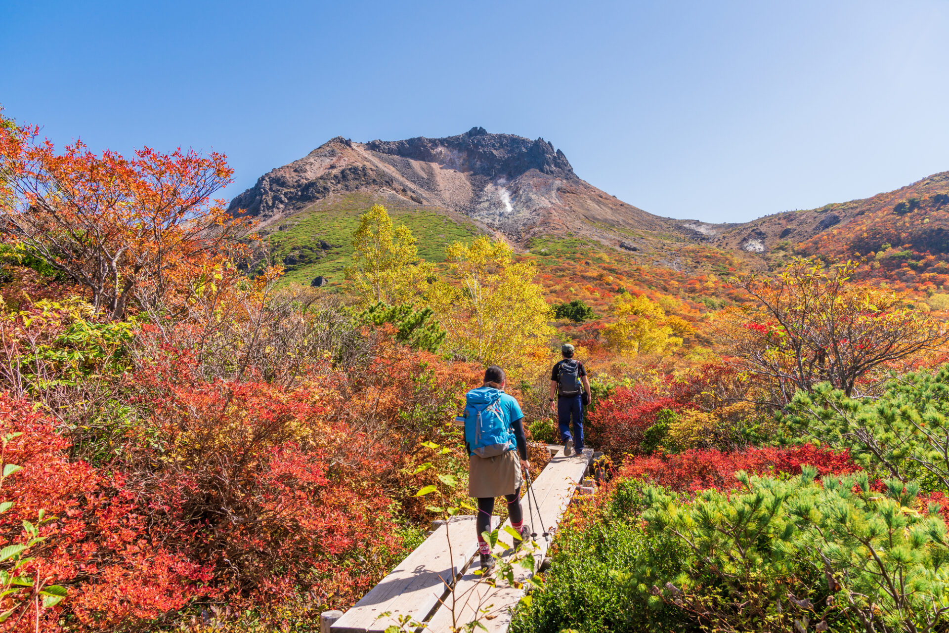 那須岳姥ヶ平・ひょうたん池付近の紅葉