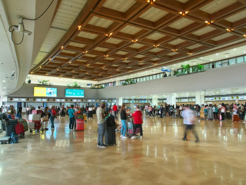 ィリピン-マニラ_ニノイ・アキノ国際空港の様子