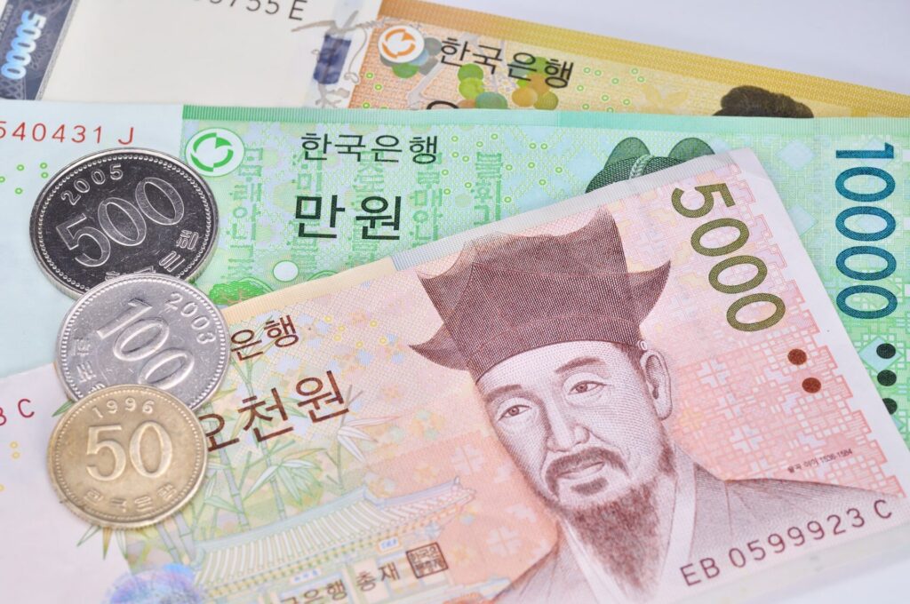韓国の紙幣とコイン