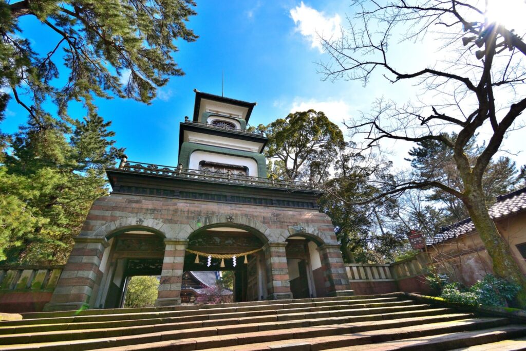 金沢観光で訪れたい歴史を感じる尾山神社