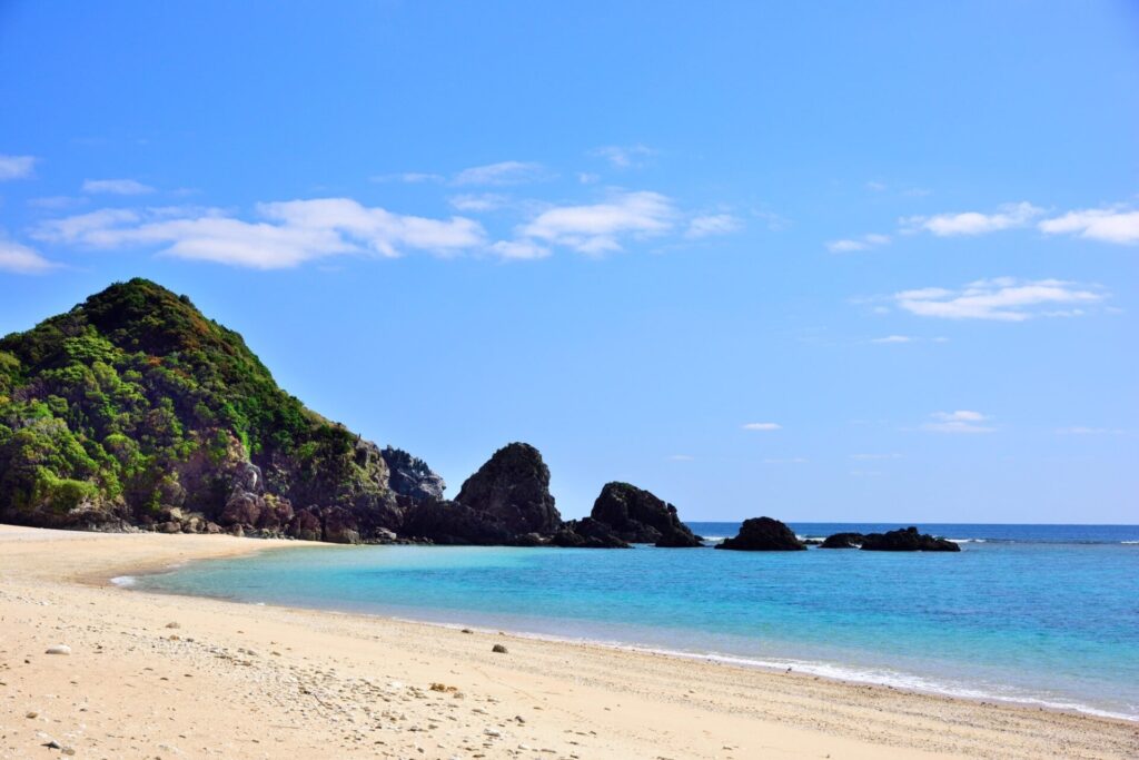 加計呂麻島　徳浜海岸の美しい景色