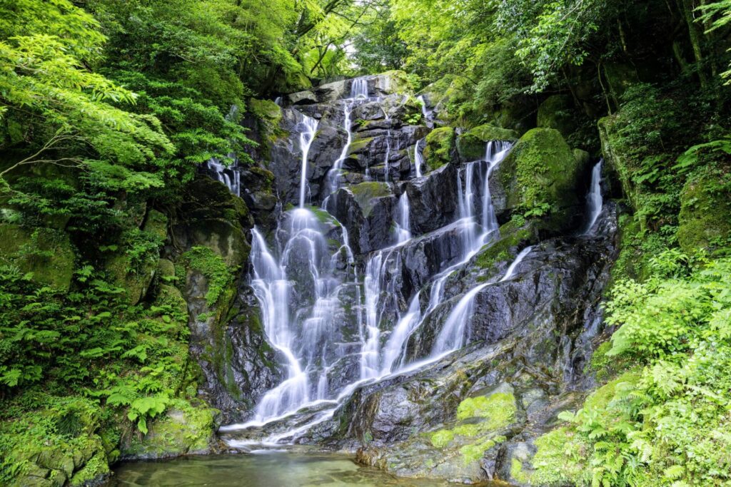 福岡観光で訪れたい白糸の滝
