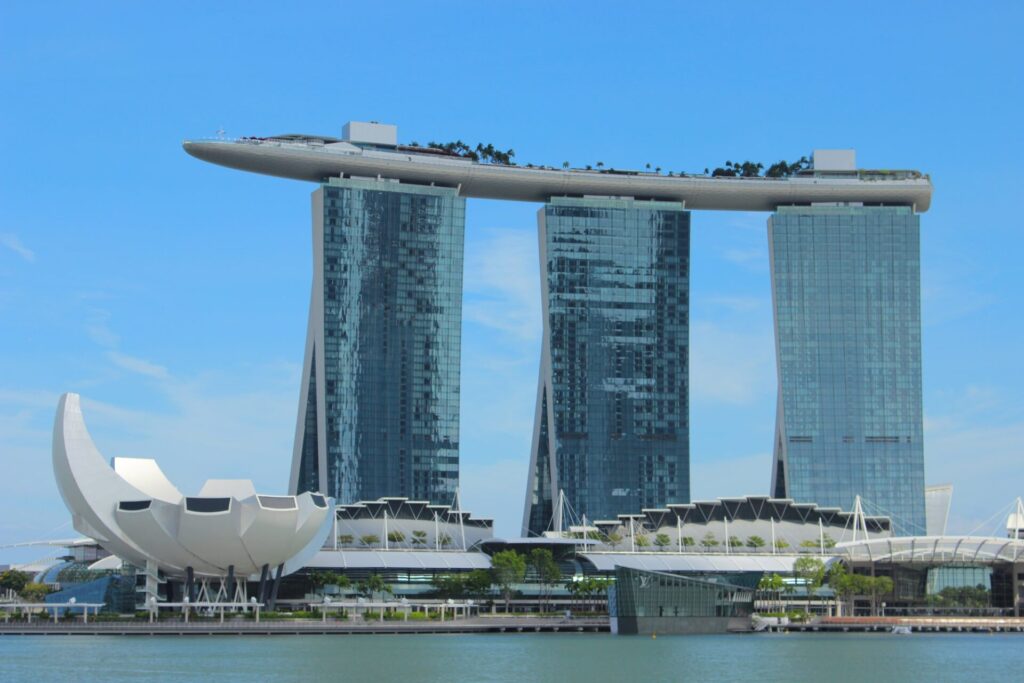 シンガポールのマリーナベイサンズは、人気観光地の一つ