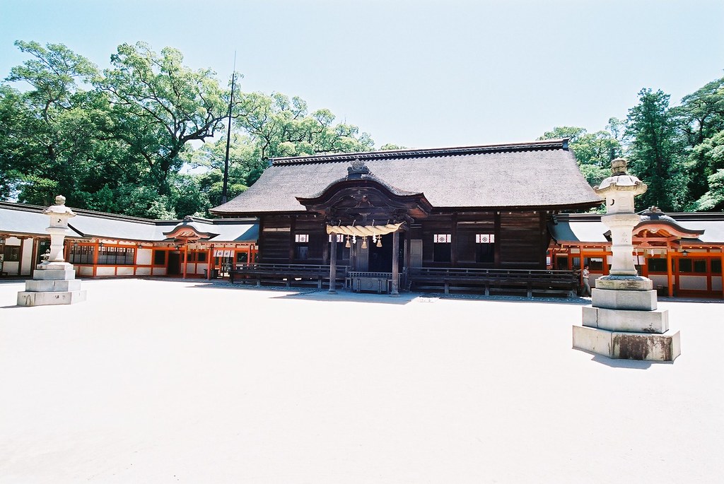 傾斜が緩やかに設計されたサイクリングロードが併設されている大山祇神社へ到着