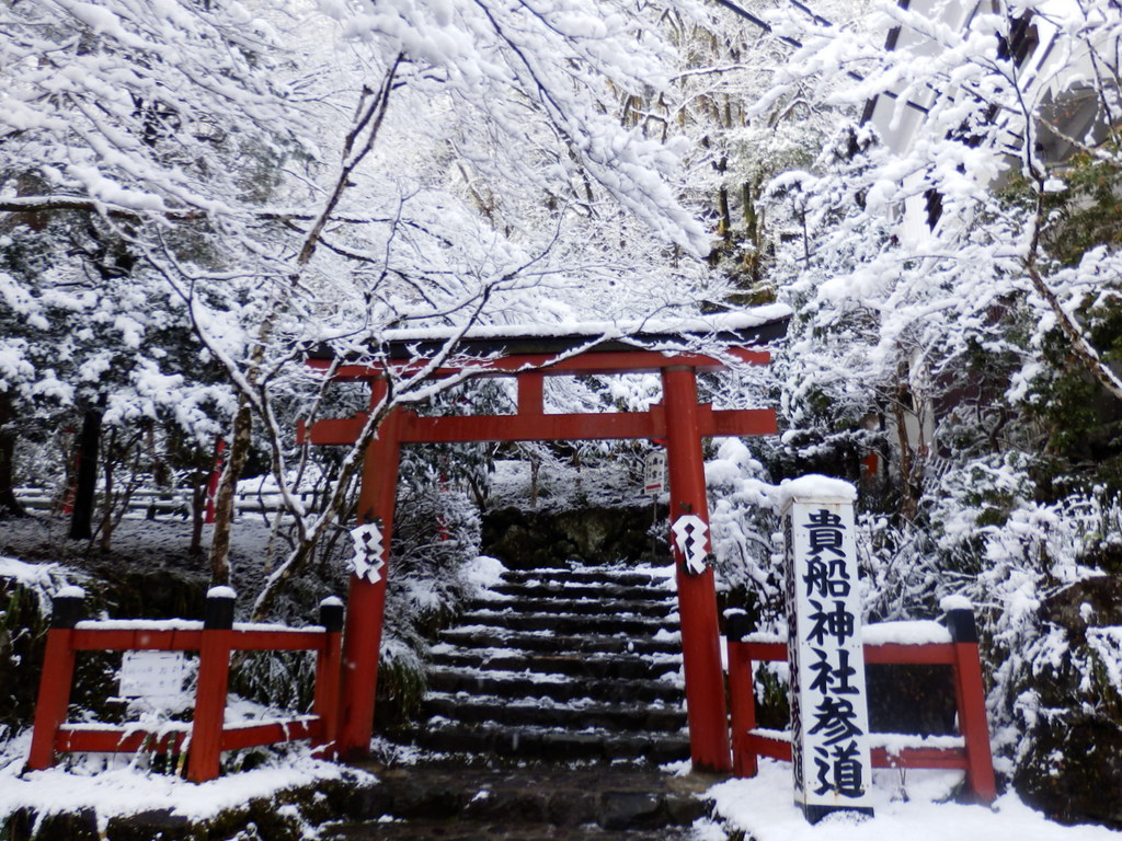 貴船神社の雪景色
