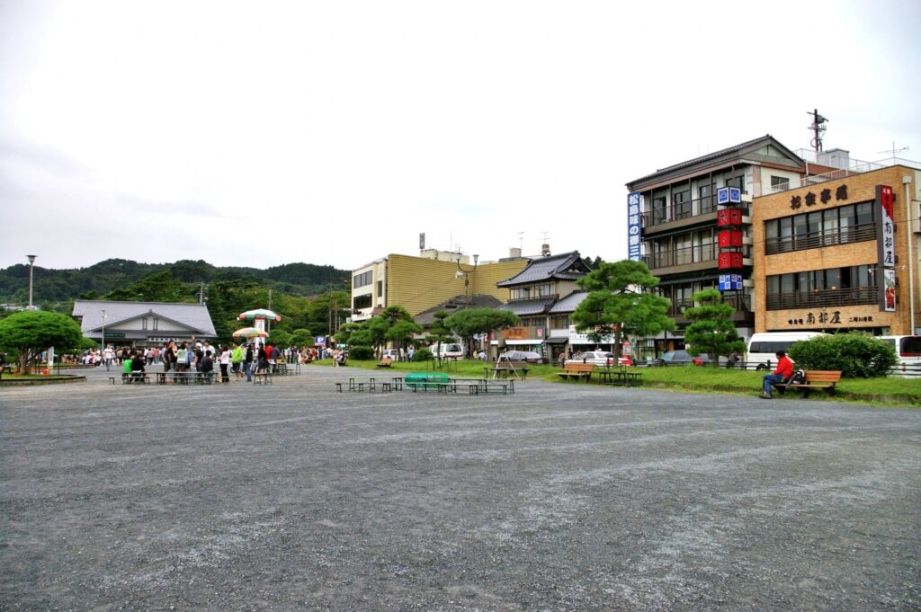 松島観光におすすめの中央広場