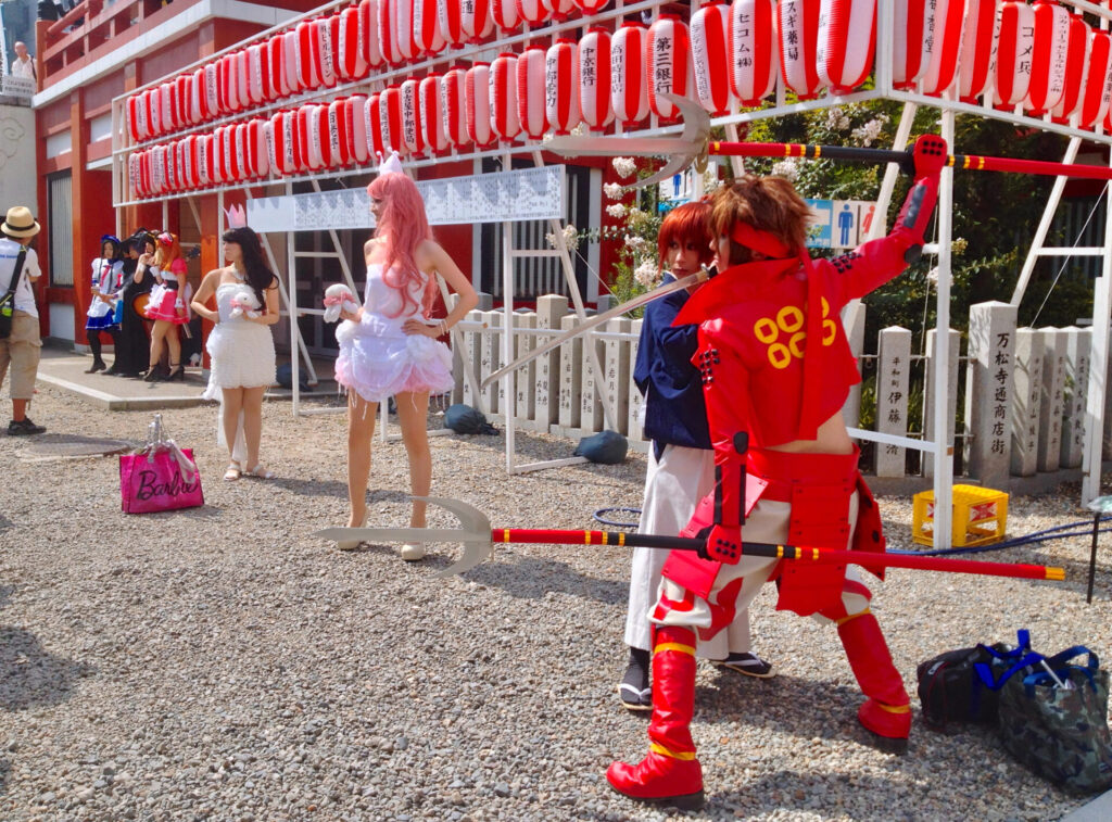 大須夏祭り同日の大須観音の様子