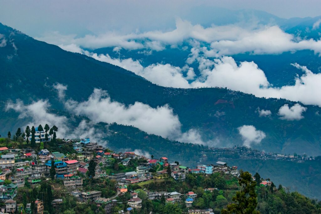 インドダージリンの街全体の風景