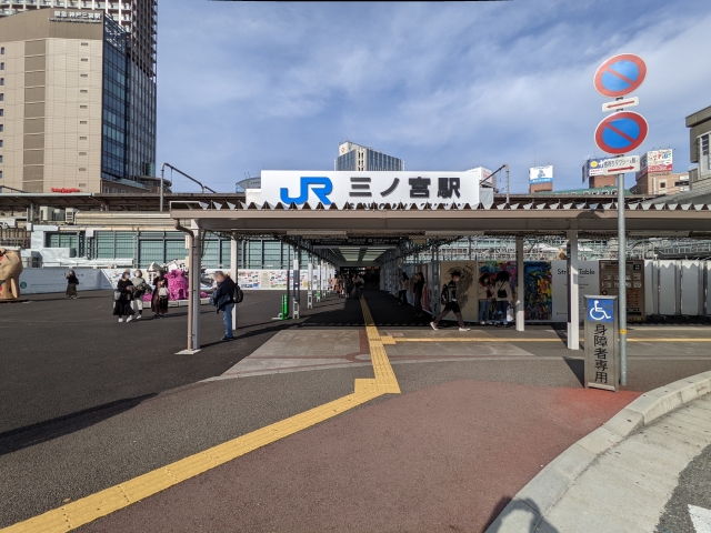 対策KW「JR三ノ宮駅正面」（写真ACよりダウンロード、ダッチ129さん制作）