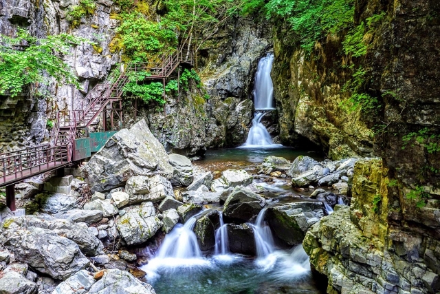 下呂温泉観光で立ち寄りたい絶景スポット「がんだて公園」の風景