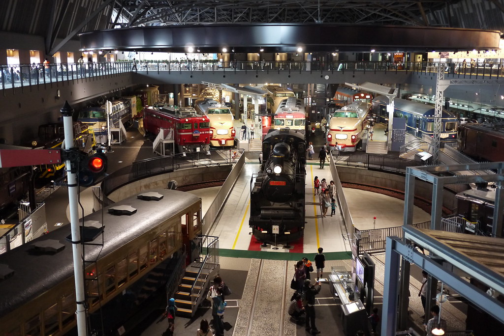 鉄道博物館の車両展示　埼玉県