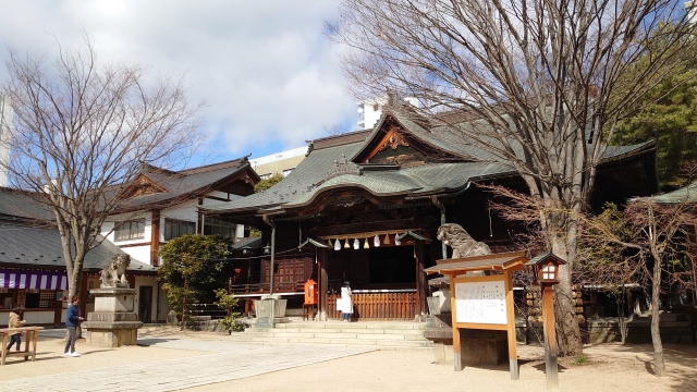 松本観光で四柱神社を訪れる
