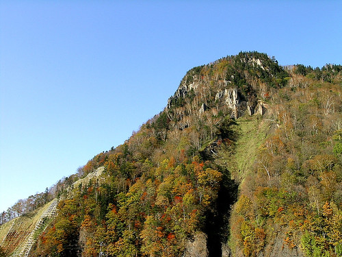 紅葉が美しい秋の層雲峡