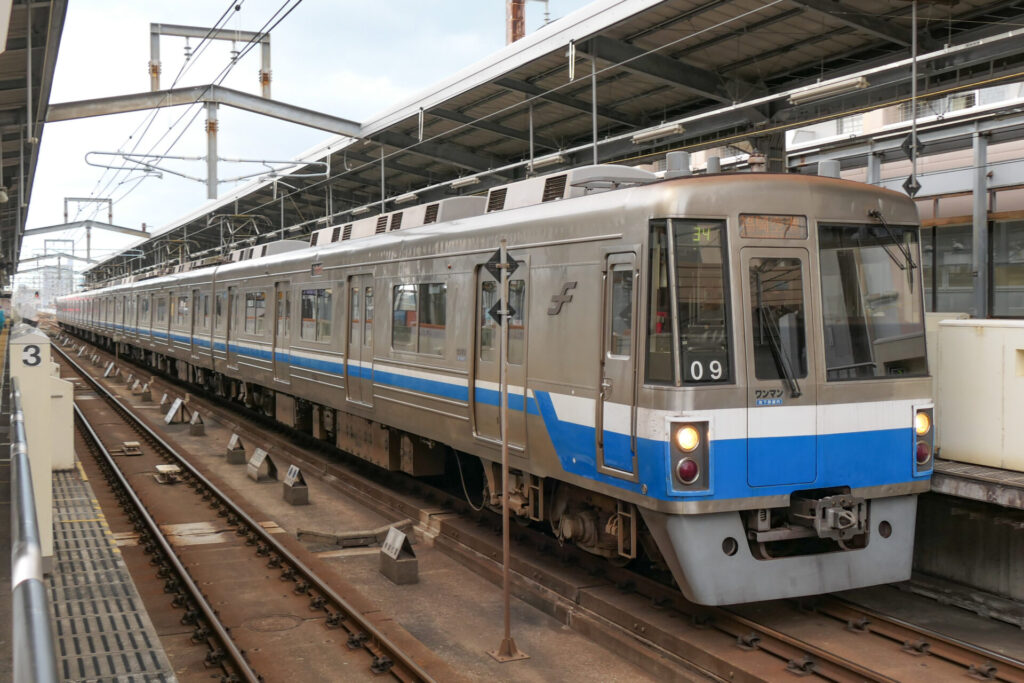 福岡市営地下鉄空港線の電車の外観