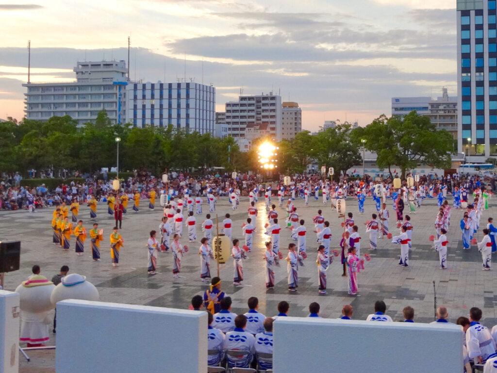 名古屋港祭りの盆踊り