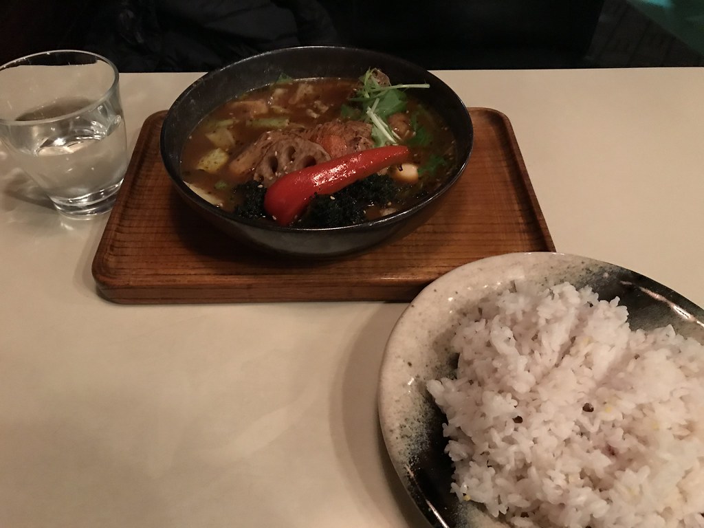 札幌の人気店のひとつ「スープカレー ガラク」のカレー