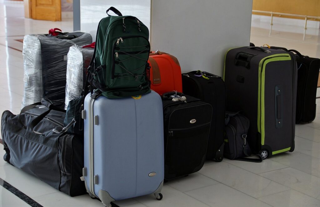 旅行時のスーツケースやカバン