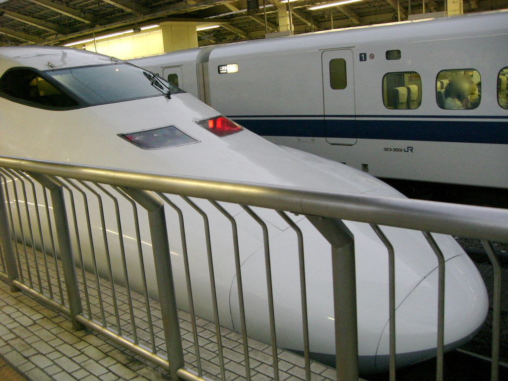 東京駅から熱海城へは新幹線とロープウェイが便利