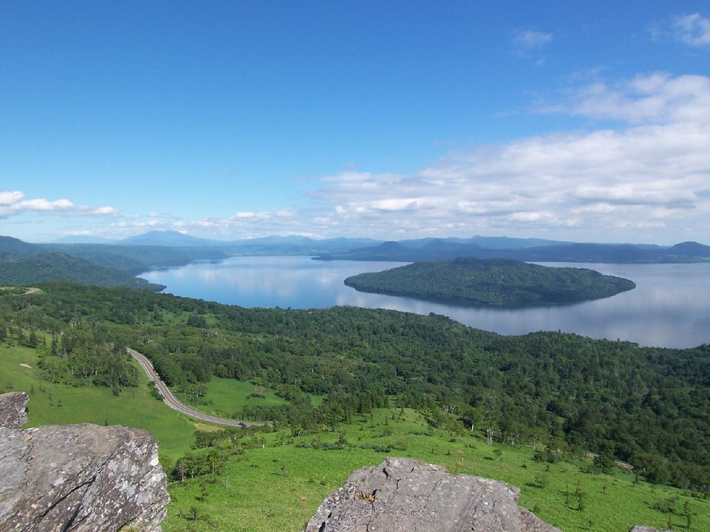 屈斜路湖を一望できる観光スポット「美幌峠」