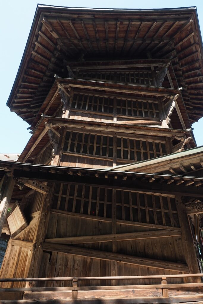 brown wooden house during daytime