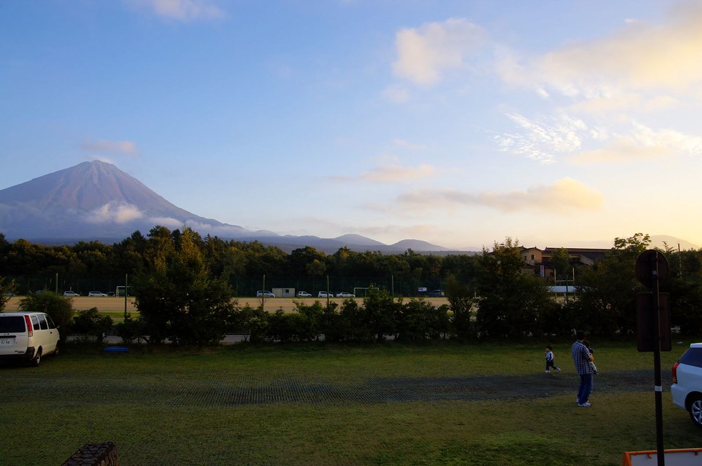 道の駅なるさわから見る富士山