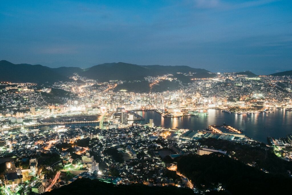 長崎の稲佐山から眺める夜景
のイメージ