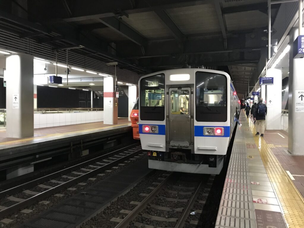 福岡空港への電車