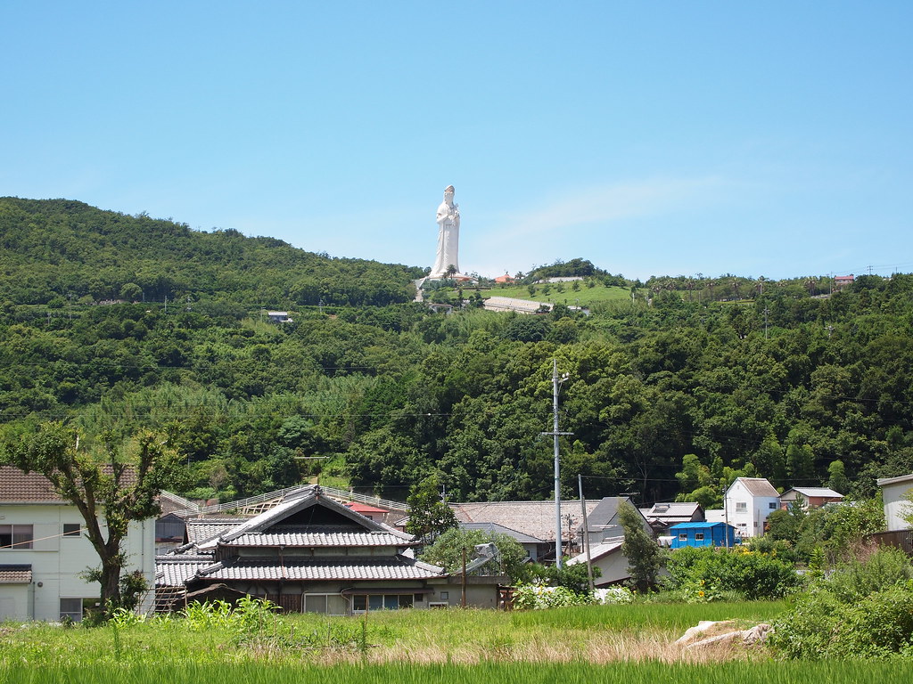 小豆島で見られる絶景ポイントの小豆島大観音