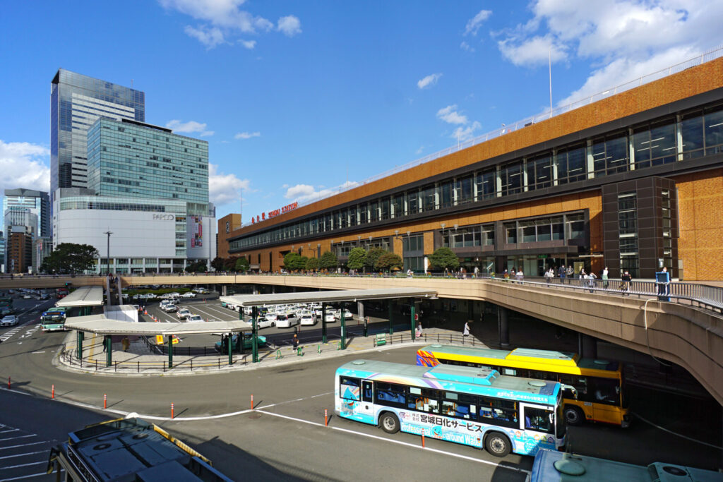 仙台駅前にとまるバス