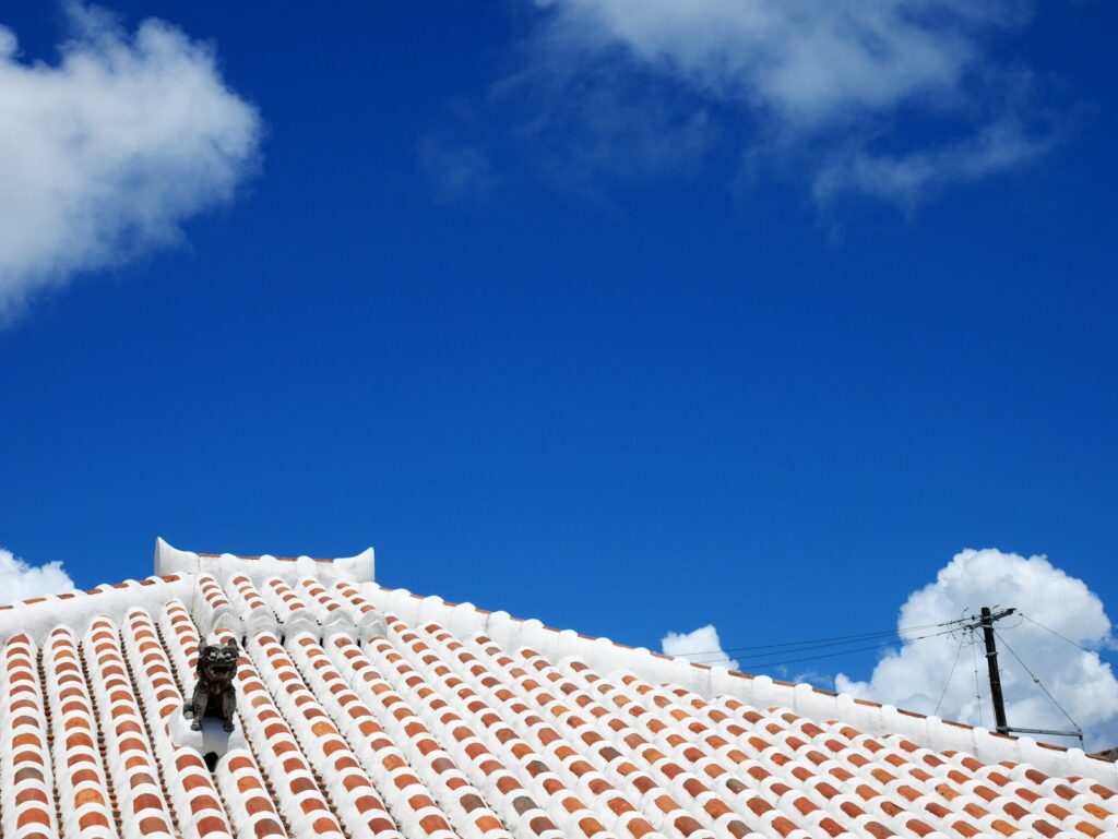 対策KW「竹富島の家の屋根」