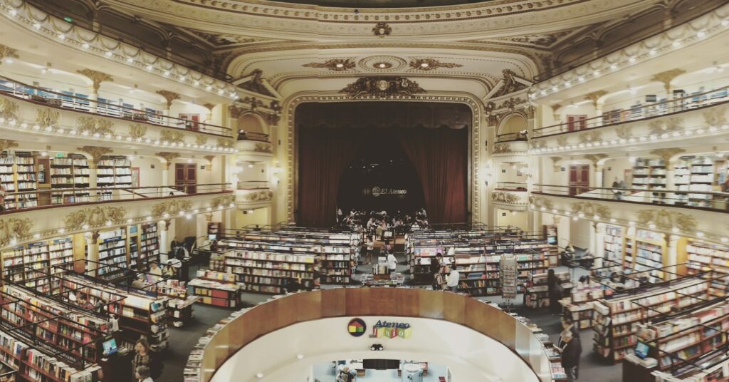ブエノスアイレスにあるエル・アテネオ・グランド・スプレンディド書店