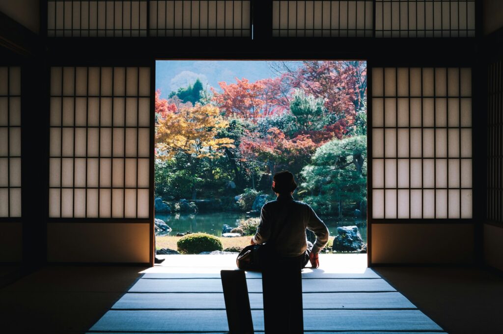 京都観光を楽しむ人