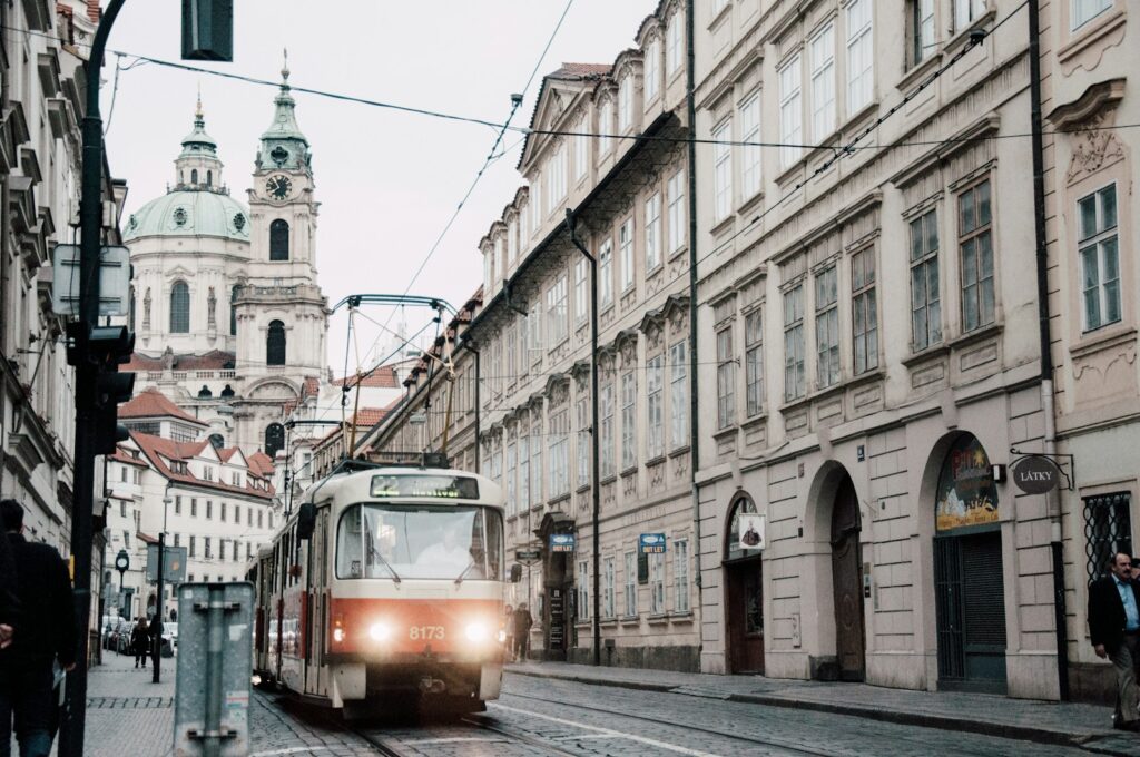 プラハの公共交通機関